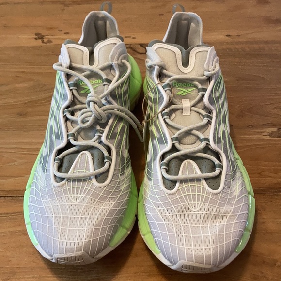 BRAND NEW REEBOK ZIG KINETICA II W/ TAGS US 12 - Picture 2 of 8